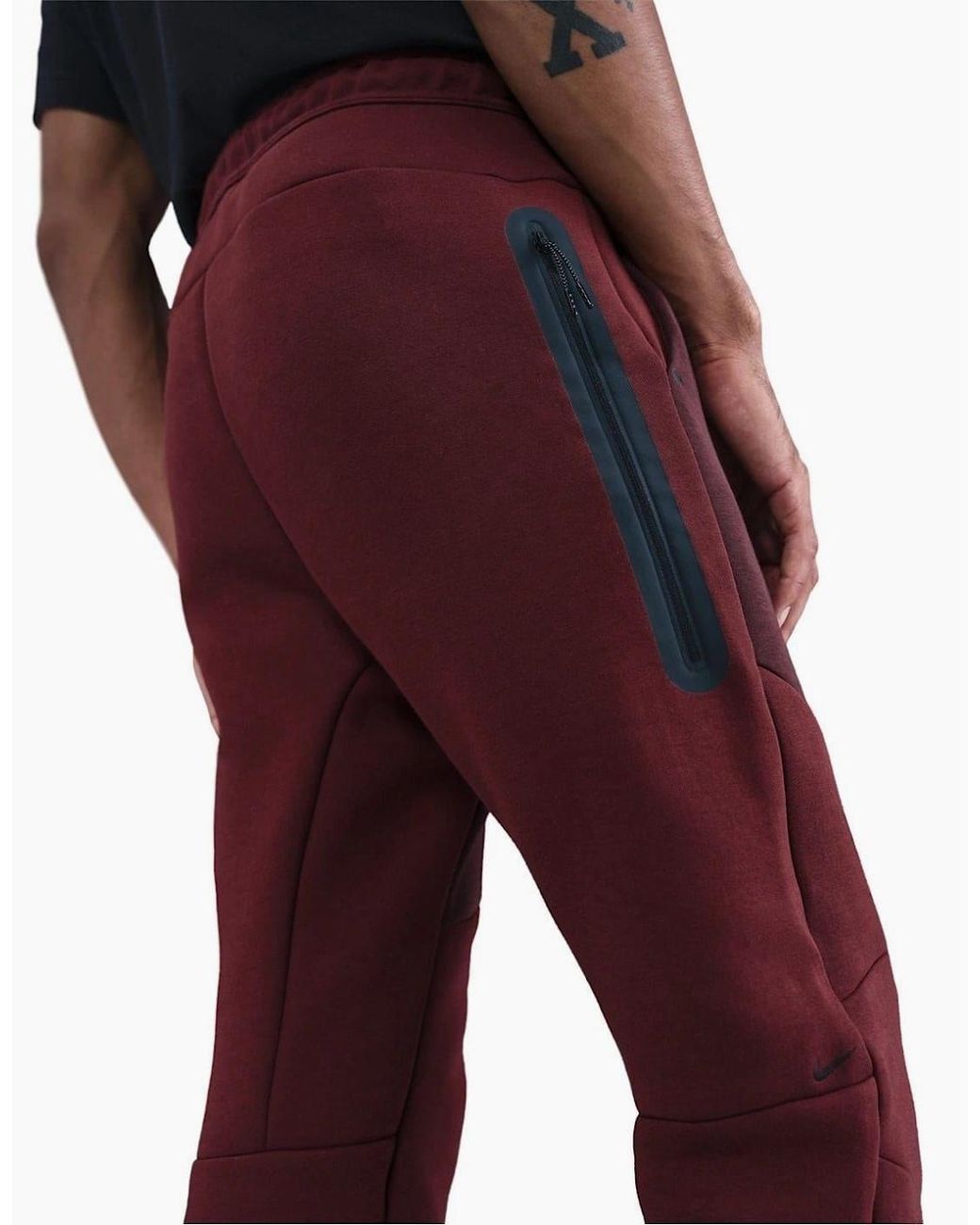 Nike Multicolor Tech Fleece Solid Patterned Joggers for men