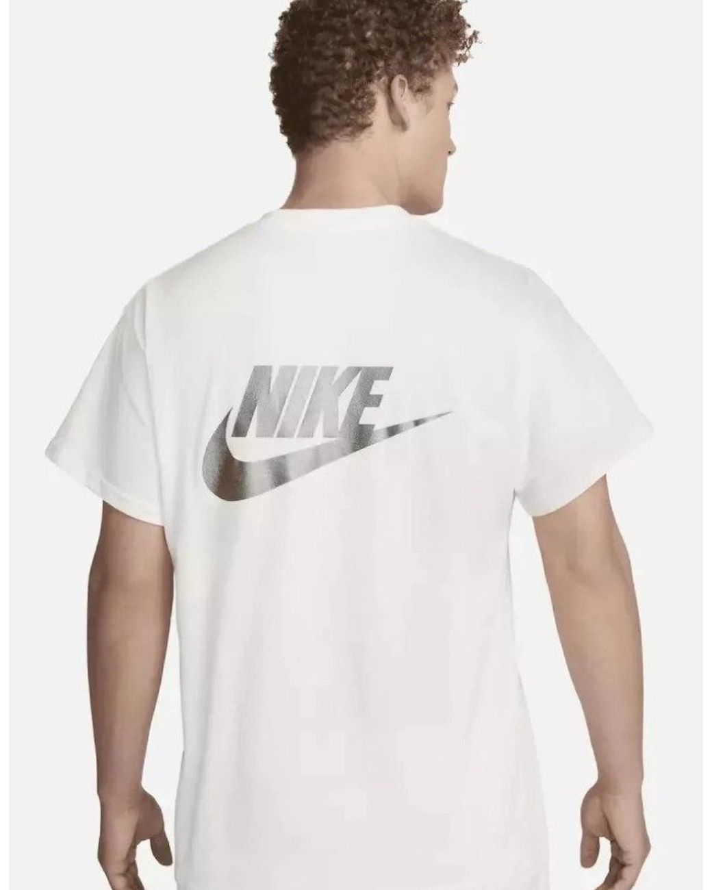 Nike White Standard Issue Sportswear T Shirt for men