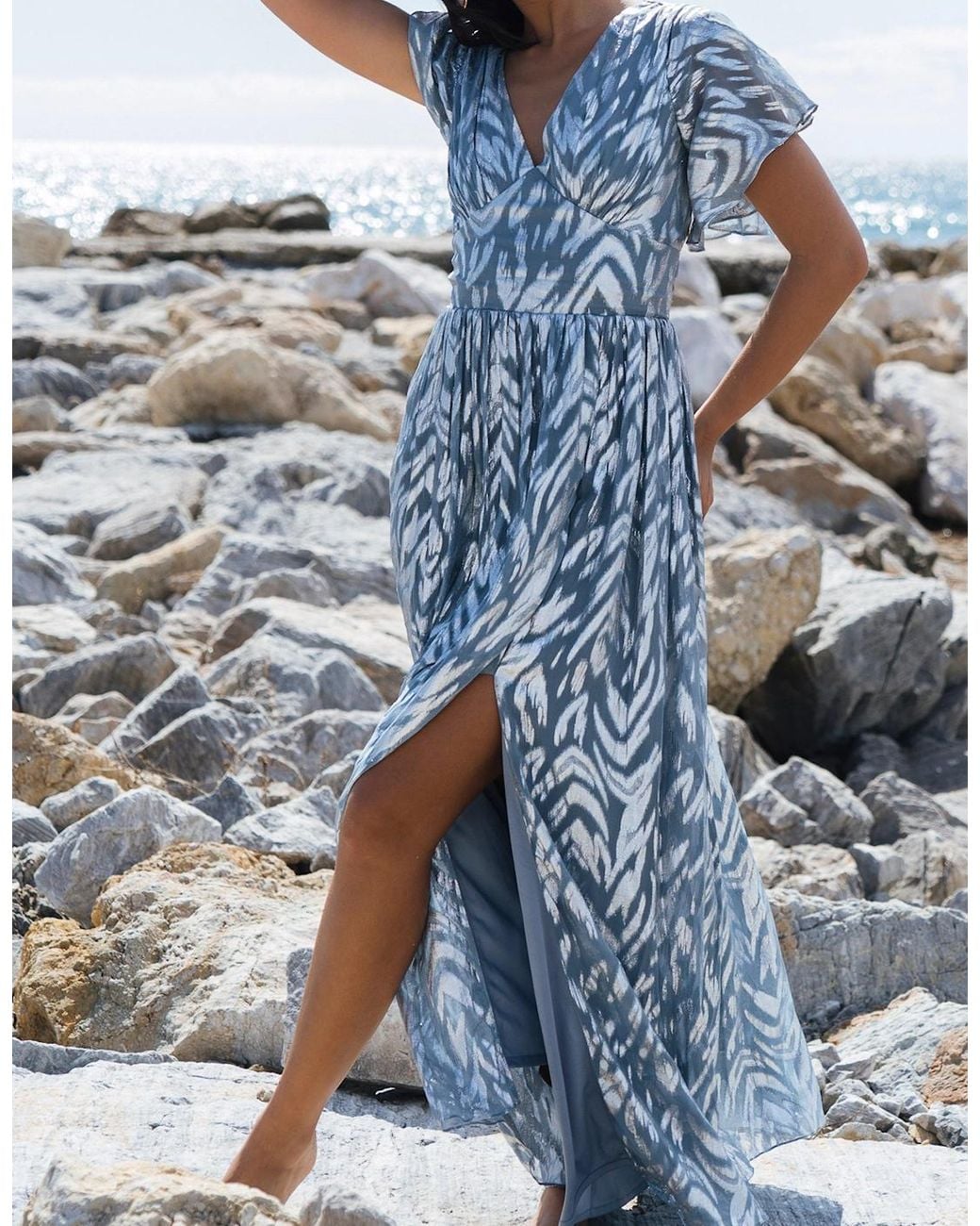 Gini London Blue Flowy Abstract Print Slit Maxi Dress