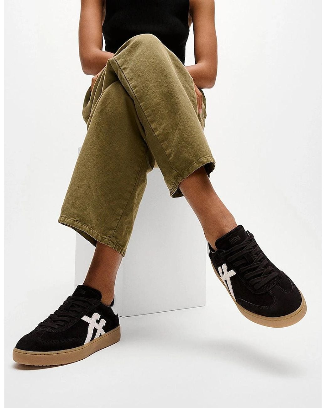 Fitflop Brown The Dash T-Toe Suede Sneakers