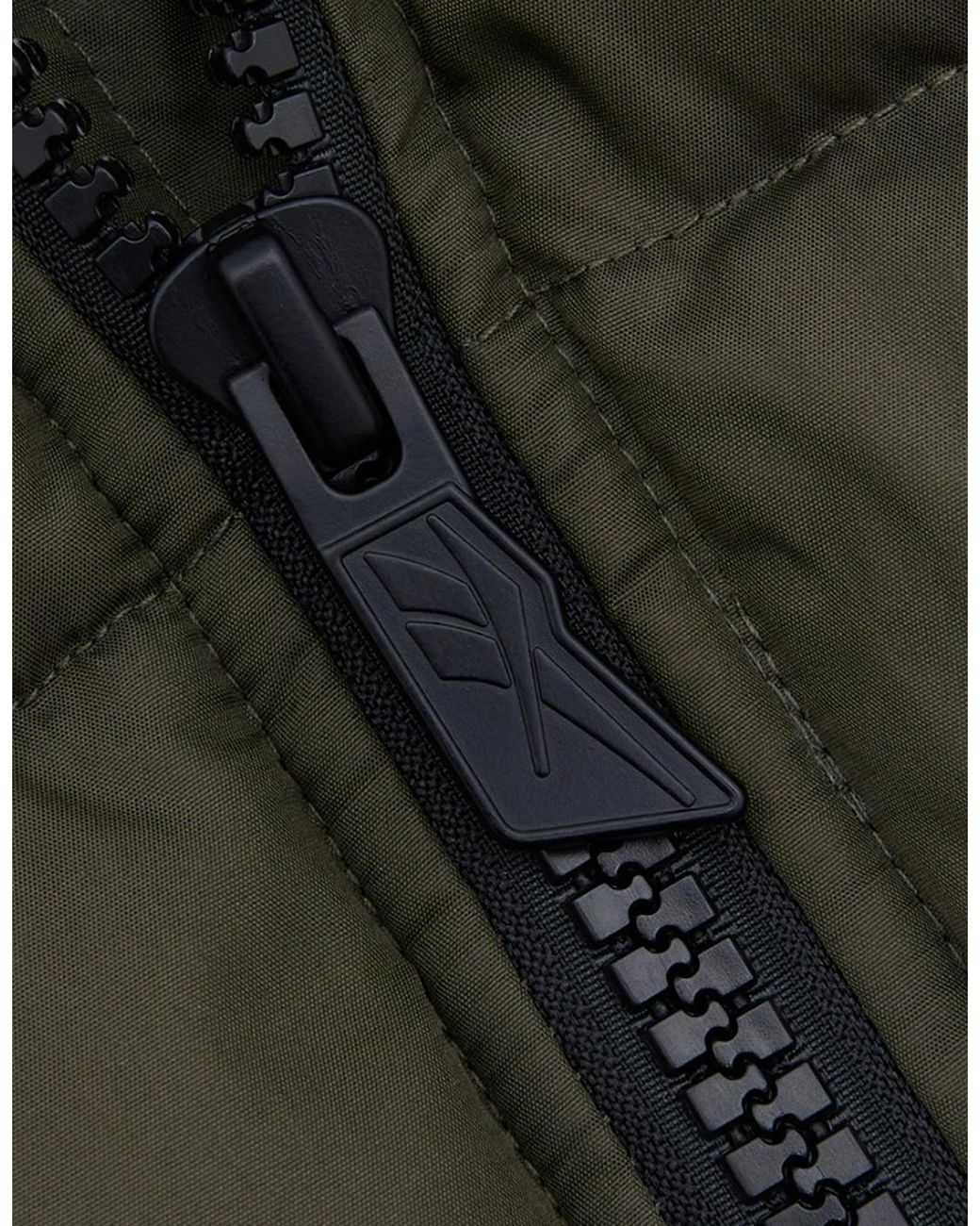 Reebok Black Rb1492 Puffer Vest for men