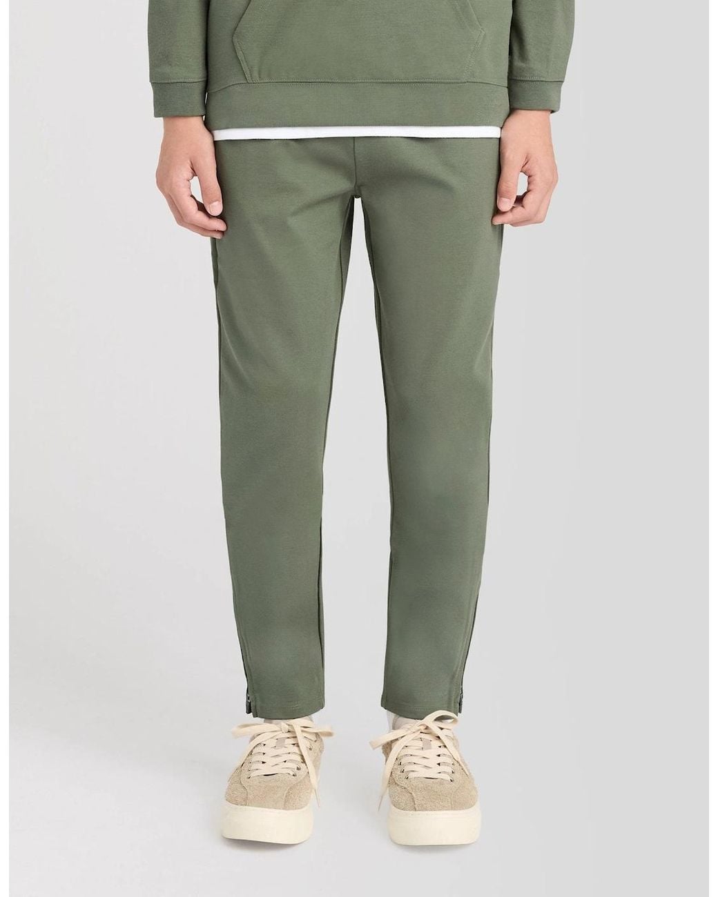Lyle & Scott Green Sports Lightweight Joggers for men