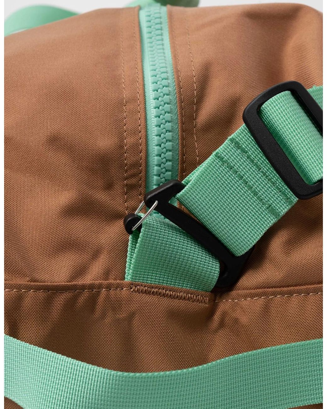 Fjallraven Red Vardag 33L Duffel Bag