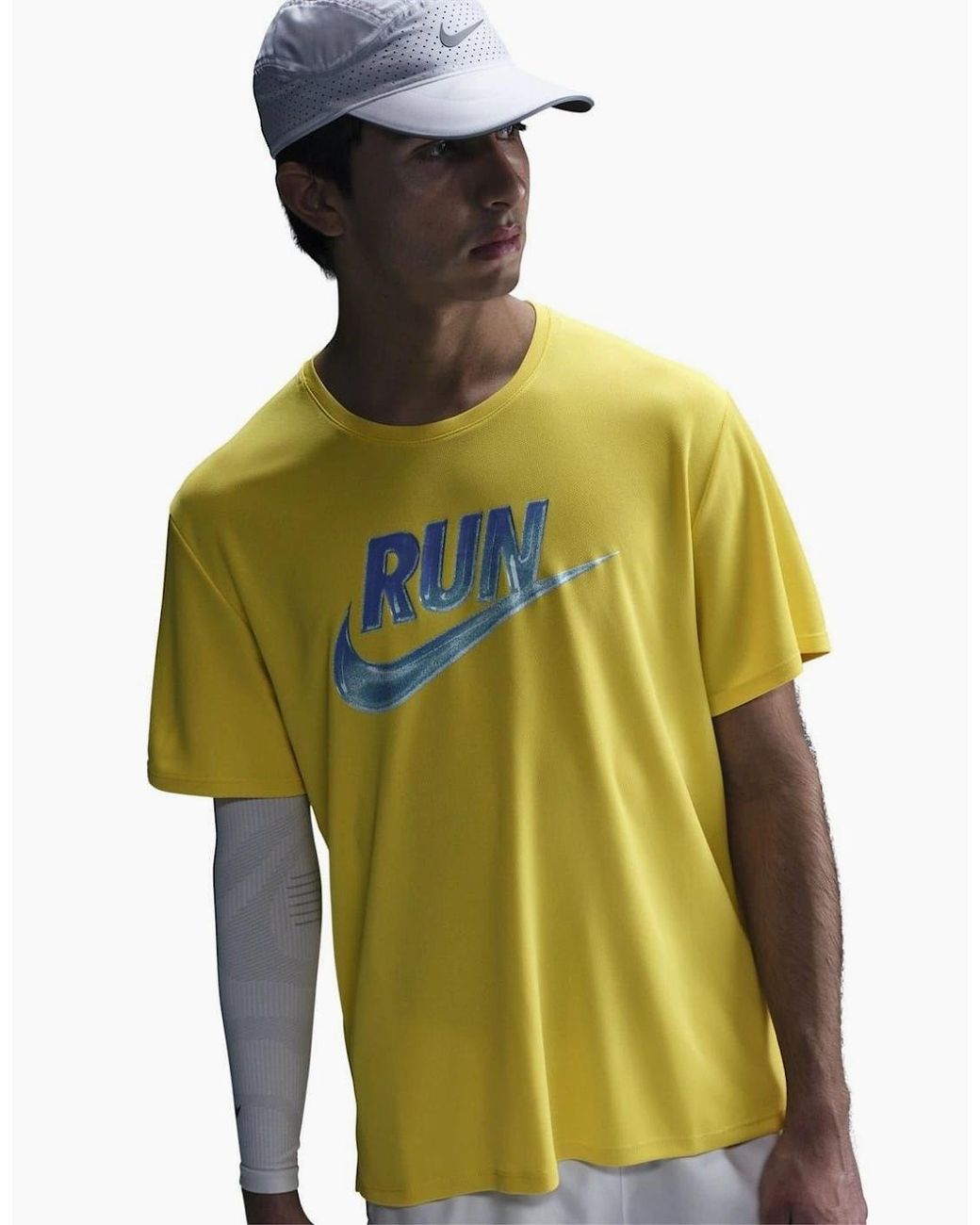 Nike Green Run Large Genie Competition T-Shirt for men