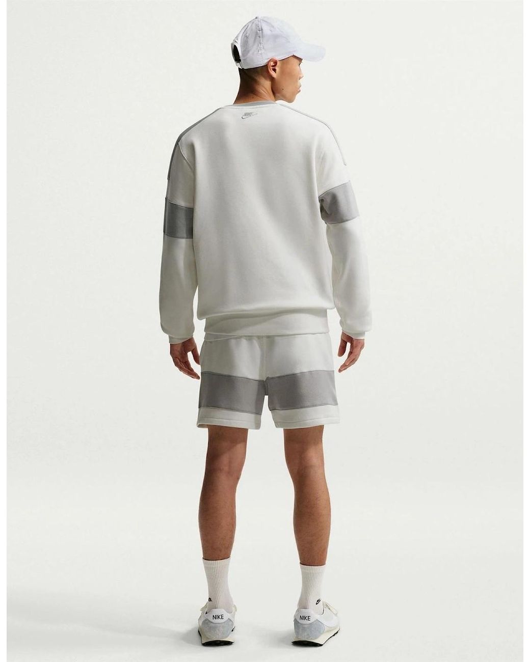 Nike Gray Wordmark Back Neck Logo Crew Neck Long Sleeve Sweatshirt for men
