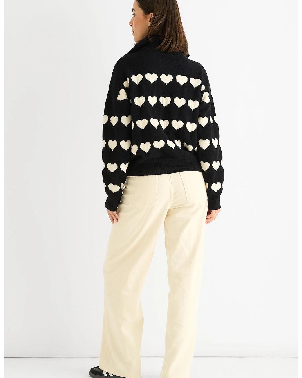 Gini London Black Heart Zip Up Loose Fit Knit Jumper