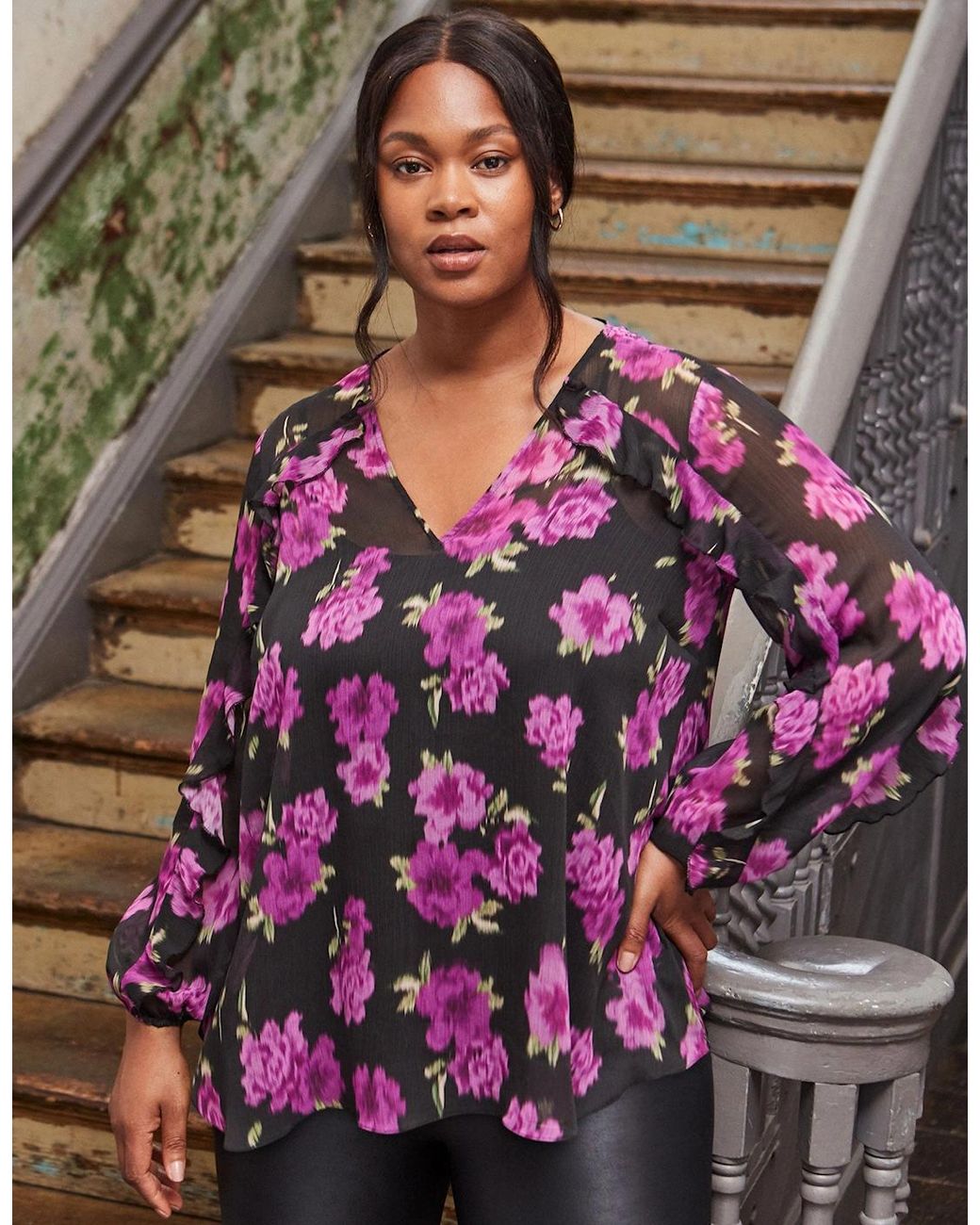Live Unlimited London Purple Floral Print V Neck Ruffle Blouse