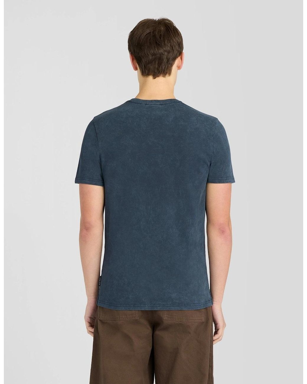 Lyle & Scott Blue Chest Graphic Washed Cotton T-Shirt for men