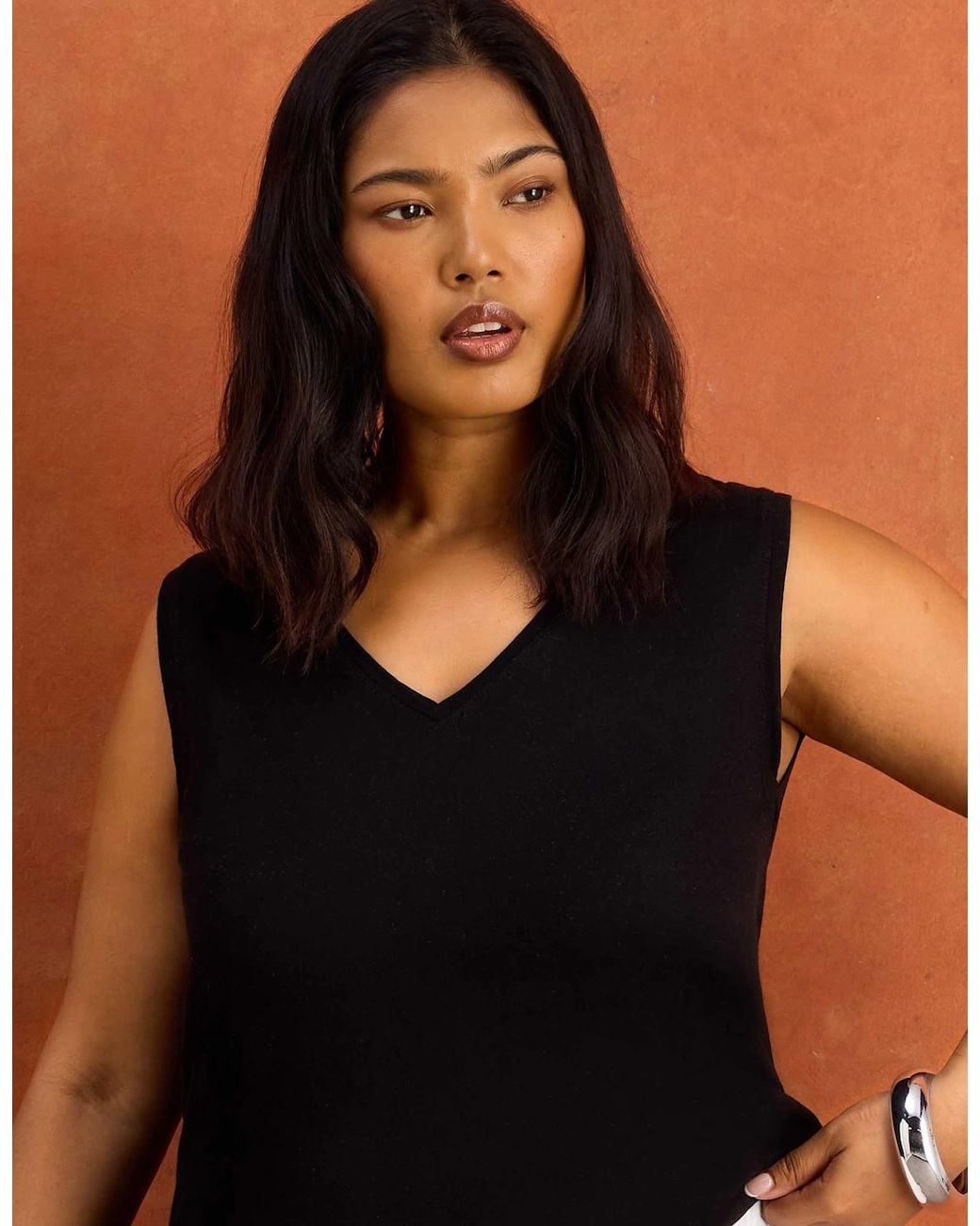 Live Unlimited London Black Cotton Slub V Neck Vest With Curved Hem