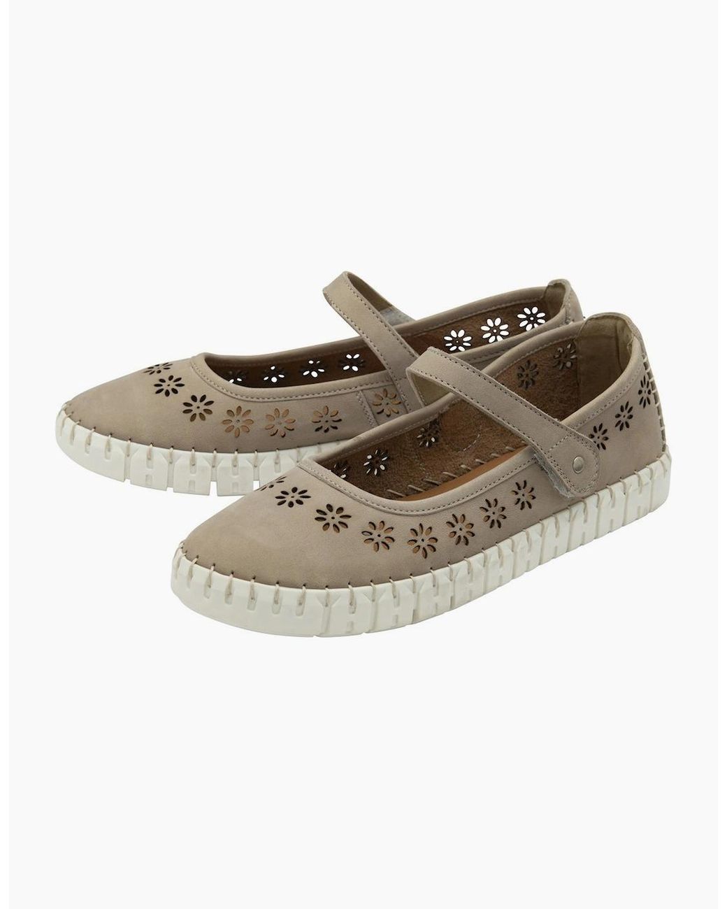 Lotus Natural Aurelia Mary Jane Pumps