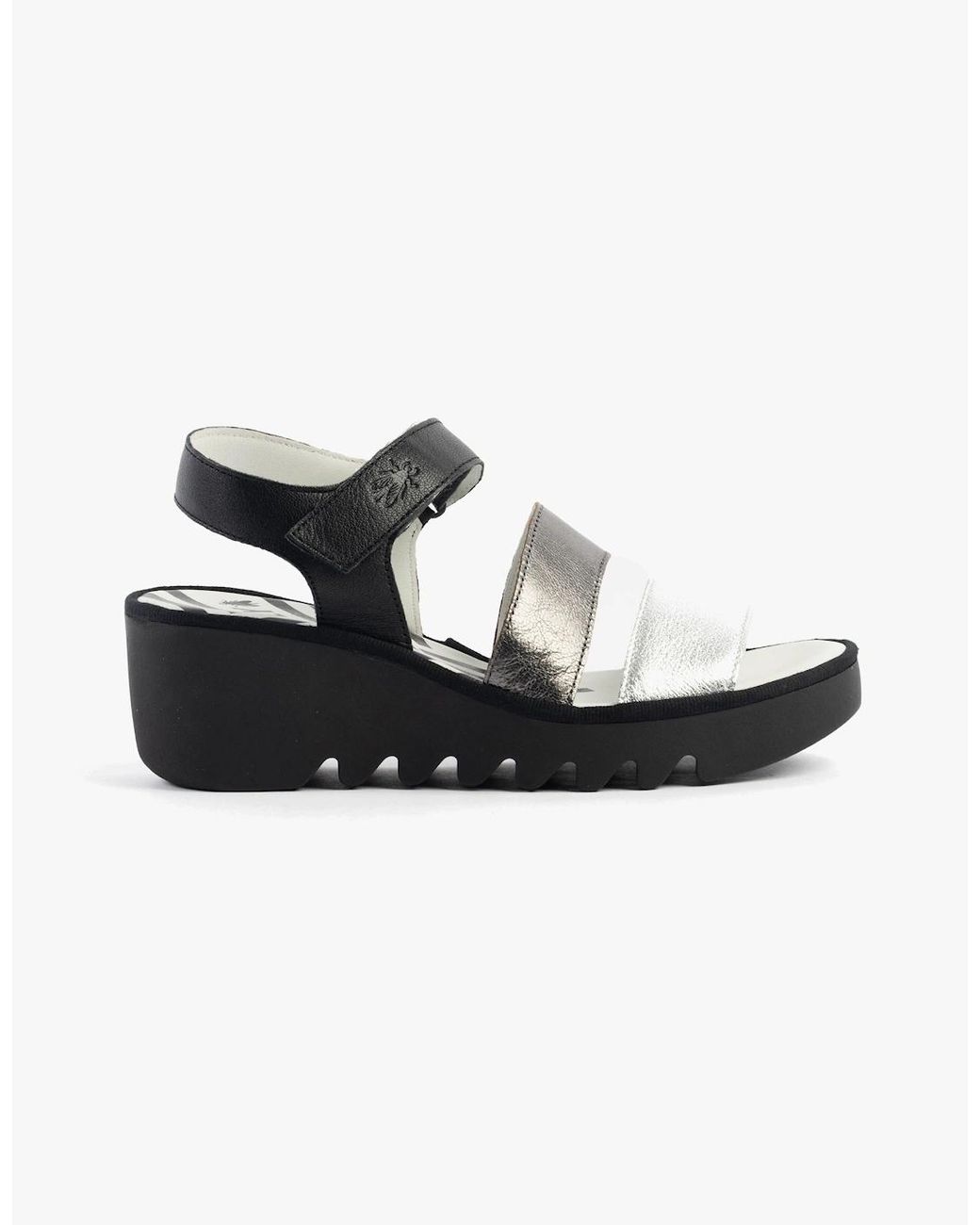Fly London White Bexy575Fly Sandals/Graphite
