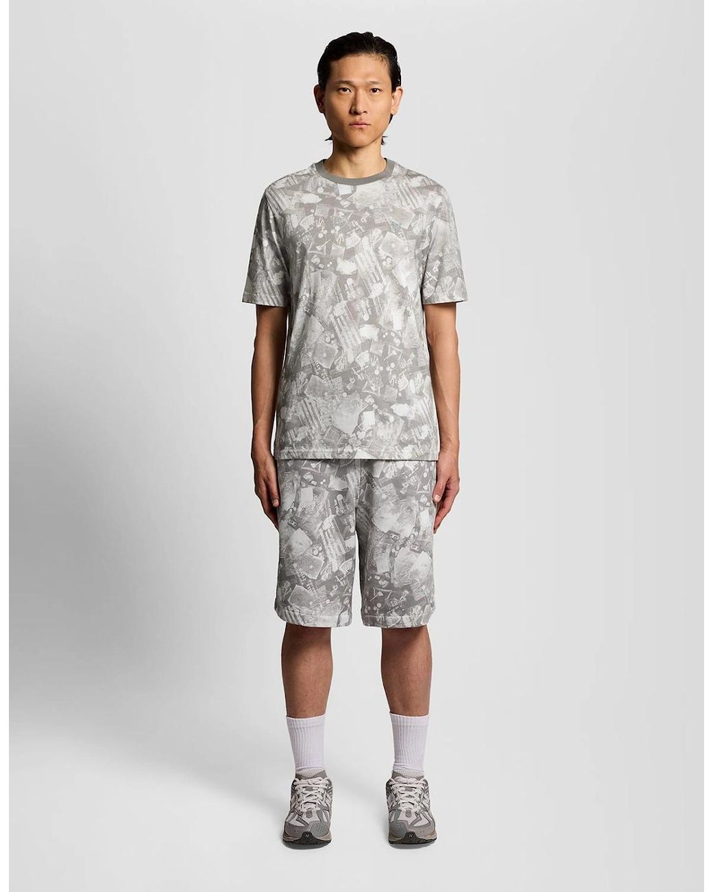 Lyle & Scott Gray Industrial Graphic Print T-Shirt for men