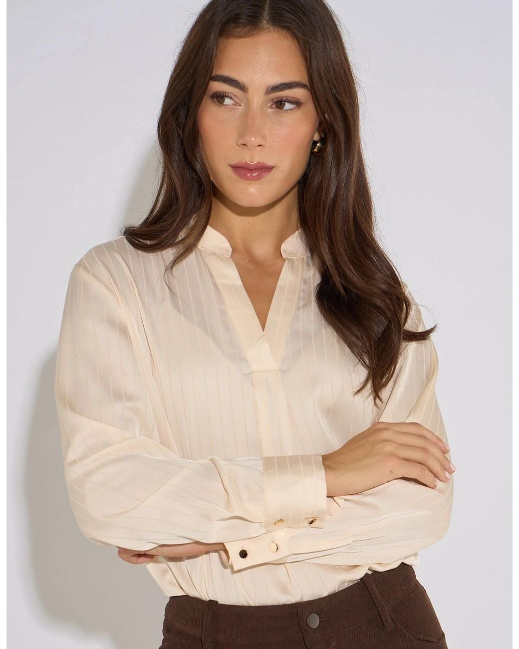 Gini London Natural Champagne Burnout Stripe V Neck Blouse
