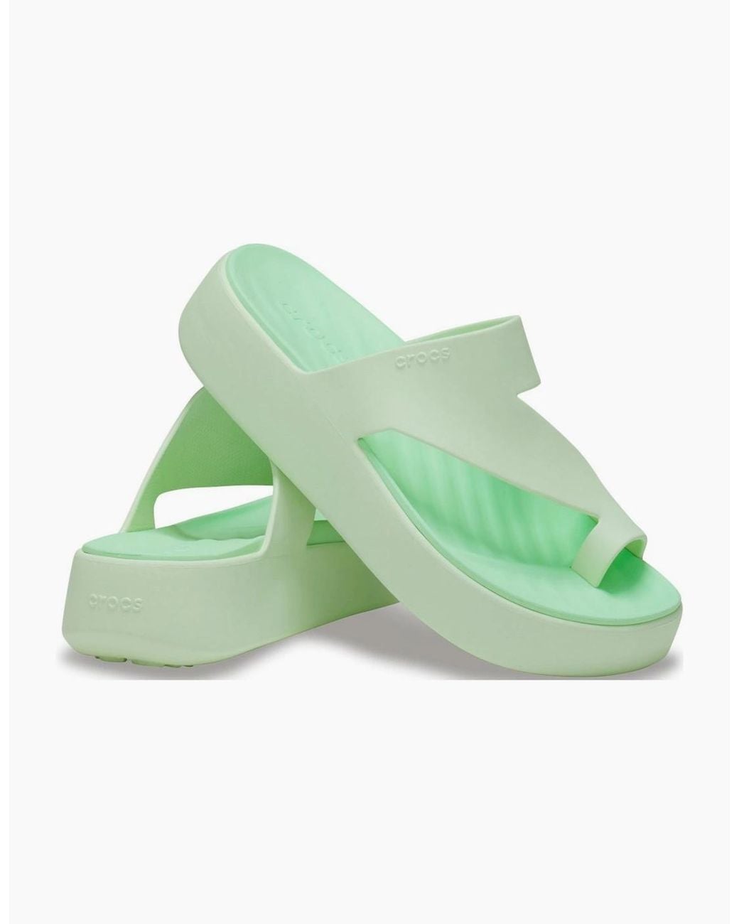 CROCSTM Green Getaway Platform Toe Loop Sandals