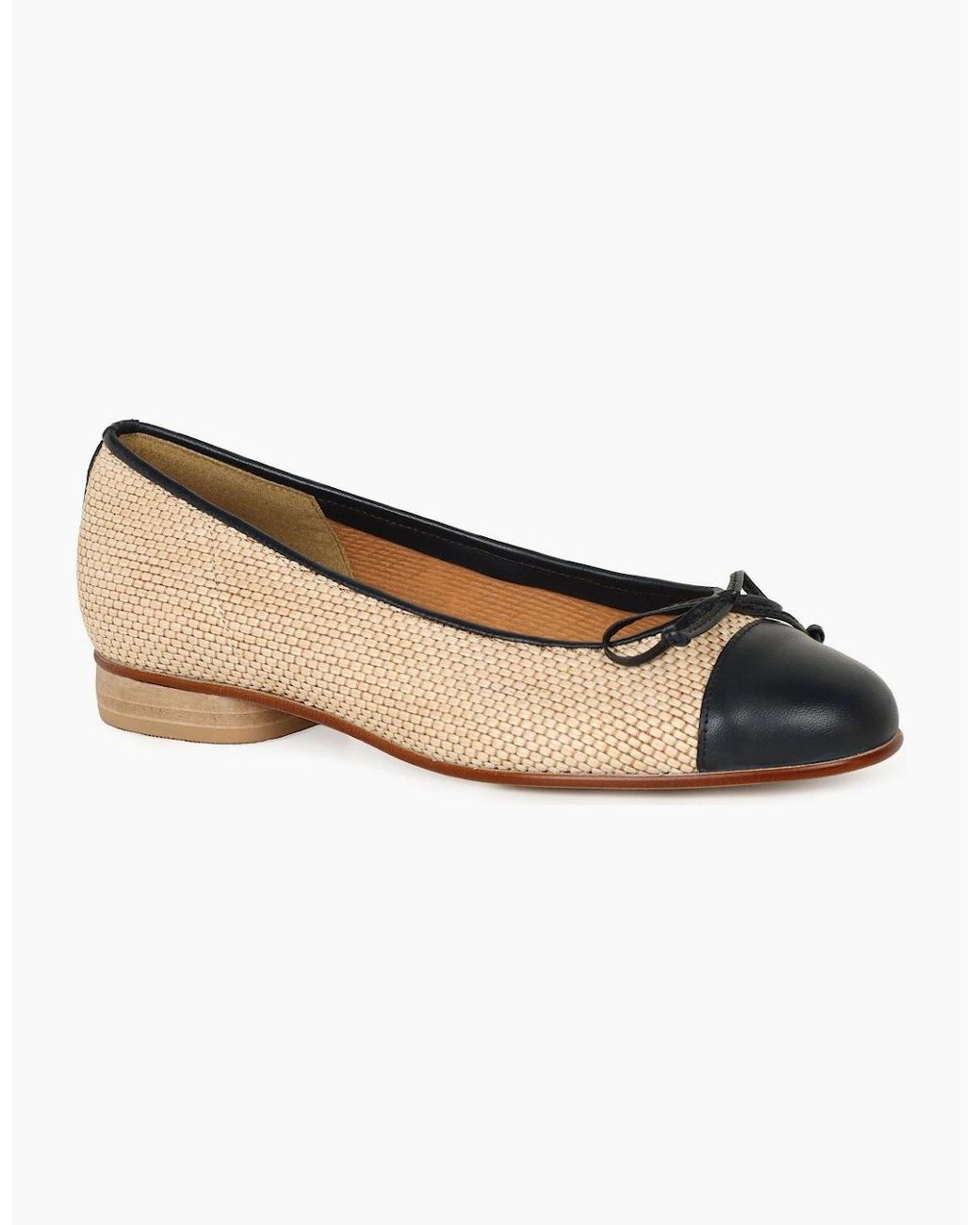 Gabor White Dulford Ballet Pumps