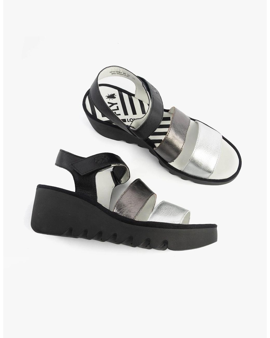 Fly London White Bexy575Fly Sandals/Graphite