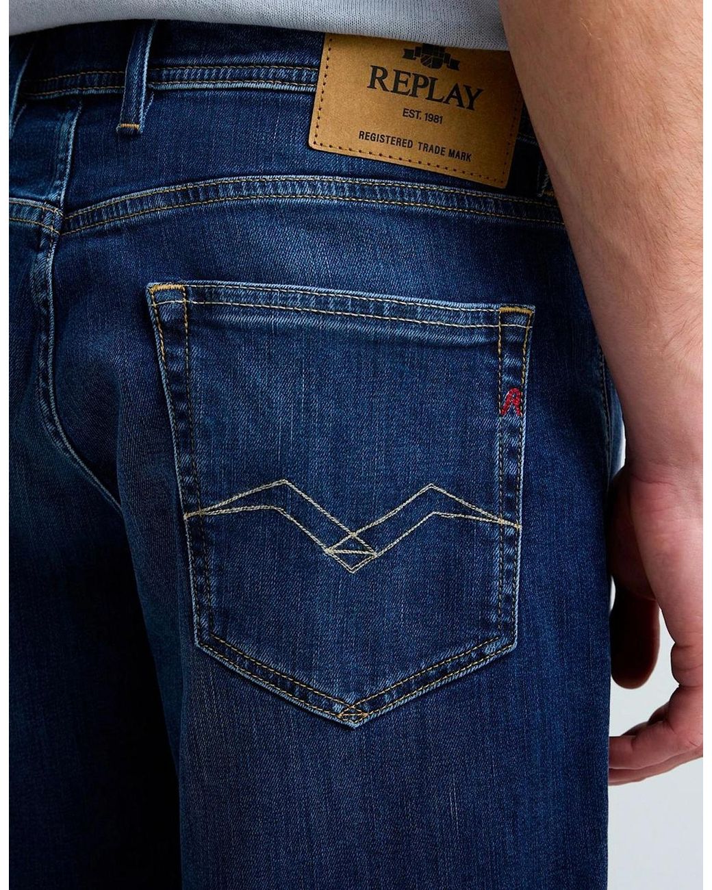 Replay Blue Grover Straight Fit Stretch Denim Shorts M1072.685.192.009 for men