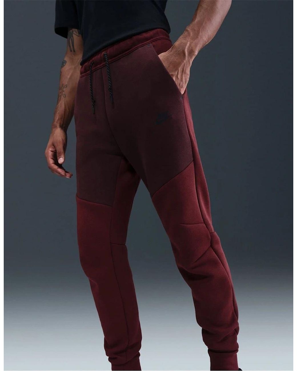Nike Multicolor Tech Fleece Solid Patterned Joggers for men