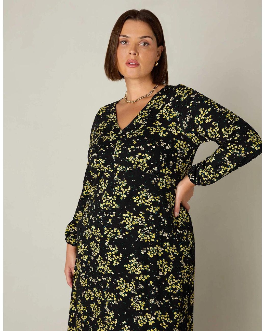 Live Unlimited London Green Ditsy Print Jersey Gathered Waist Midi Dress