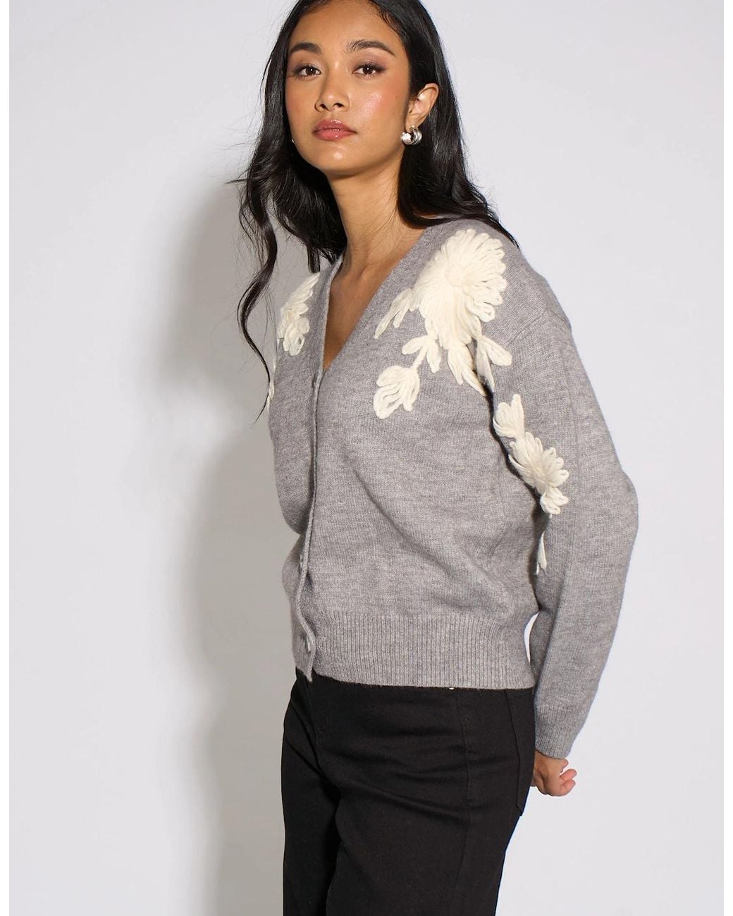 Gini London Gray Marl Floral Applique Button Front Cardigan