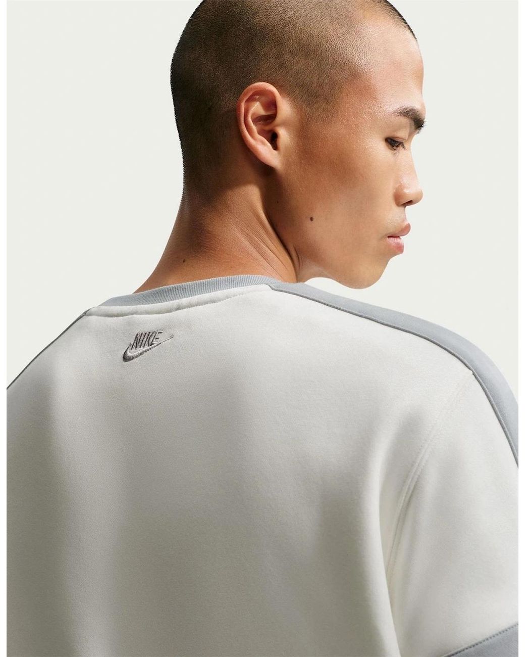 Nike Gray Wordmark Back Neck Logo Crew Neck Long Sleeve Sweatshirt for men