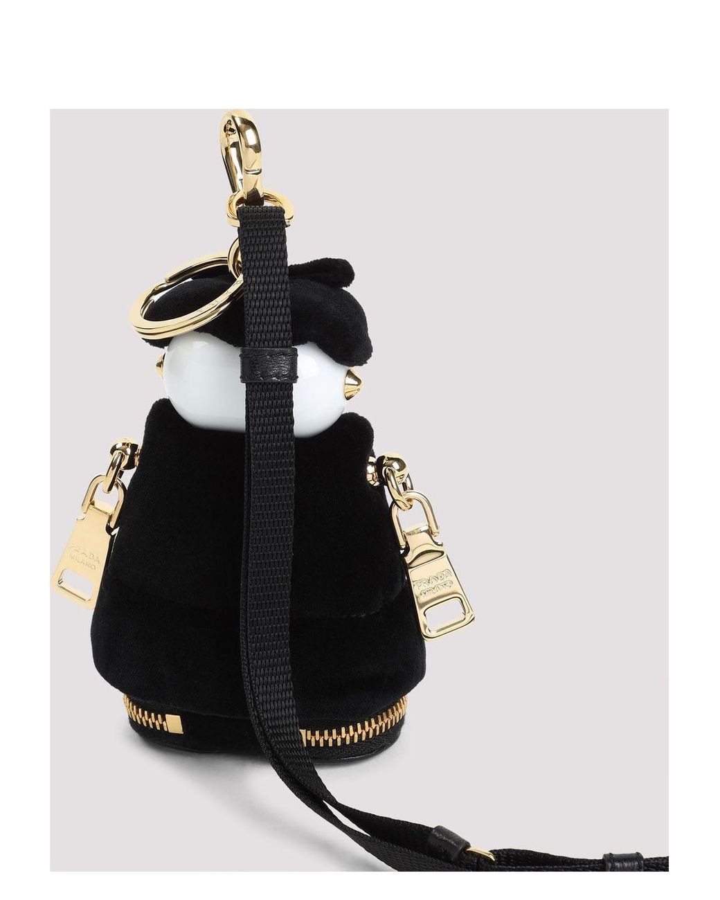 テックアクセサリー PRADA PATTY TRICK AIRPODS CASE Prada Patty Trick Airpods Case in Black | Lyst