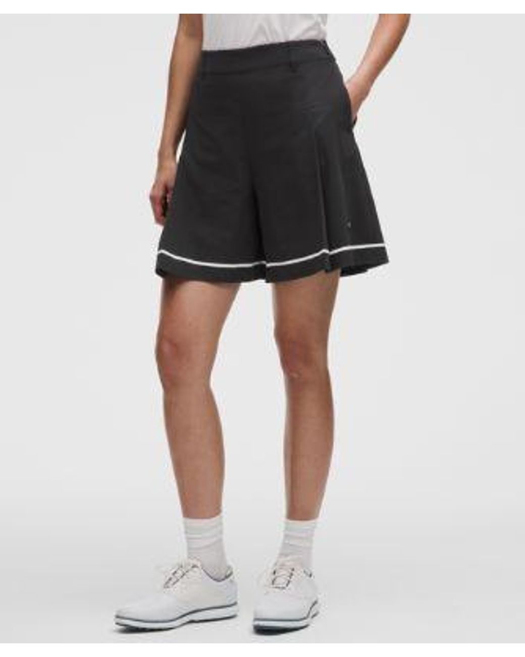 lululemon athletica White – Box-Pleat High-Rise Golf Shorts – 7" – – Size 28