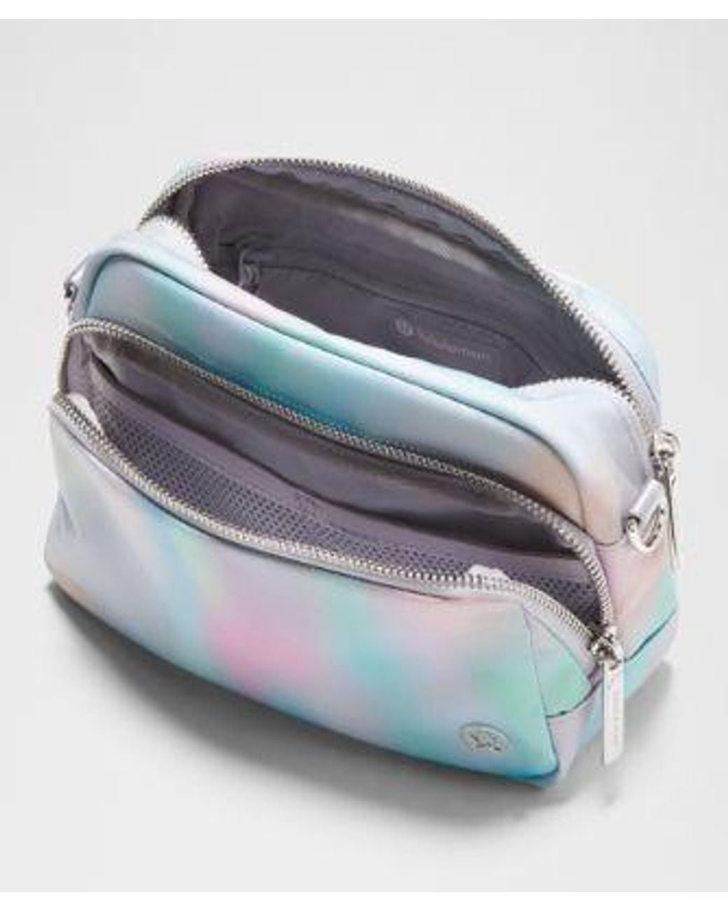 lululemon athletica Blue – Everywhere Crossbody Bag 2L Print Pride – /Pastel
