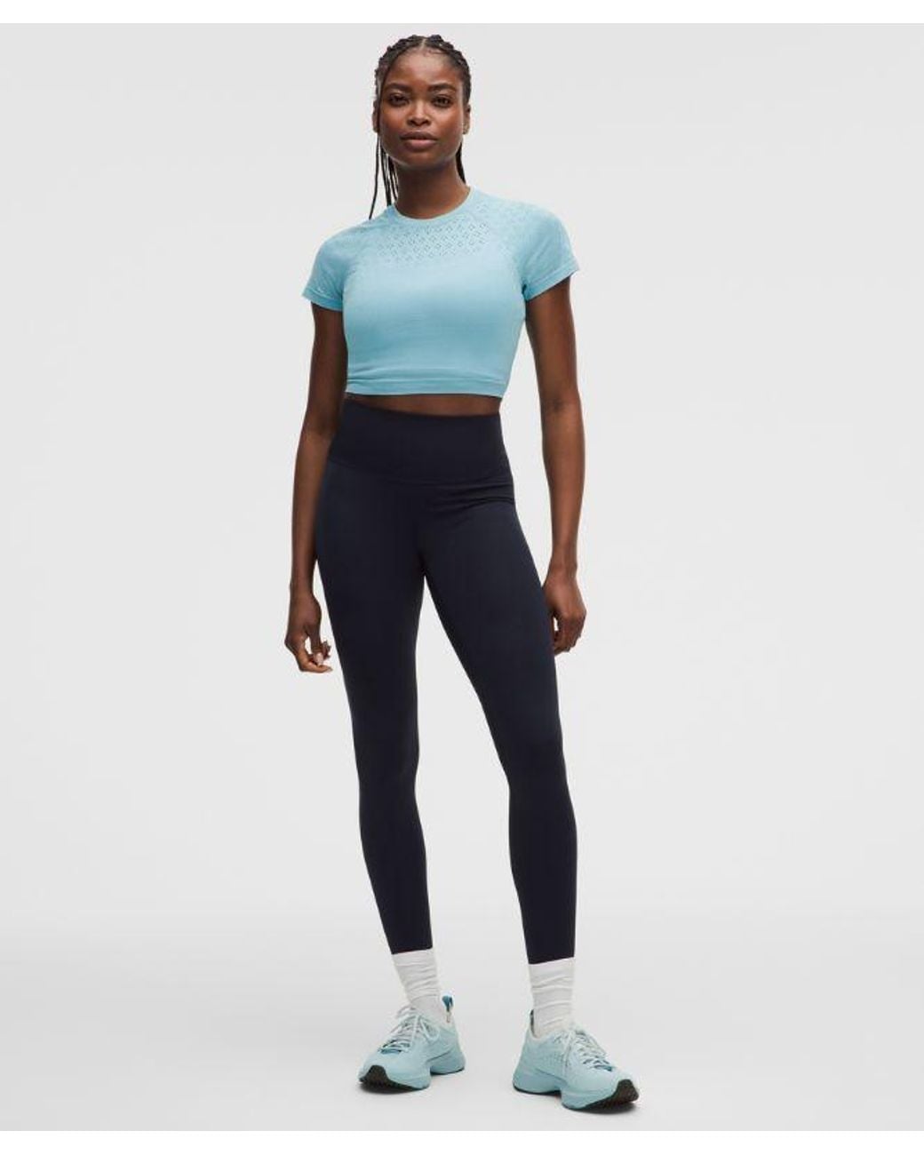 lululemon athletica Blue – Swiftly Tech Cropped Short-Sleeve Shirt 2.0 – /Pastel – Size 8