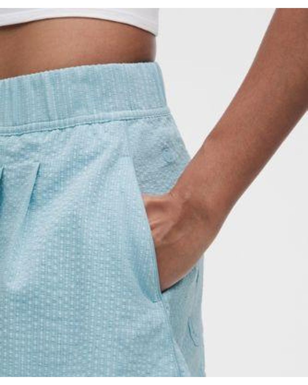 lululemon athletica Blue – Seersucker High-Rise Pleated Shorts – 3.5" – /Pastel – Size Large