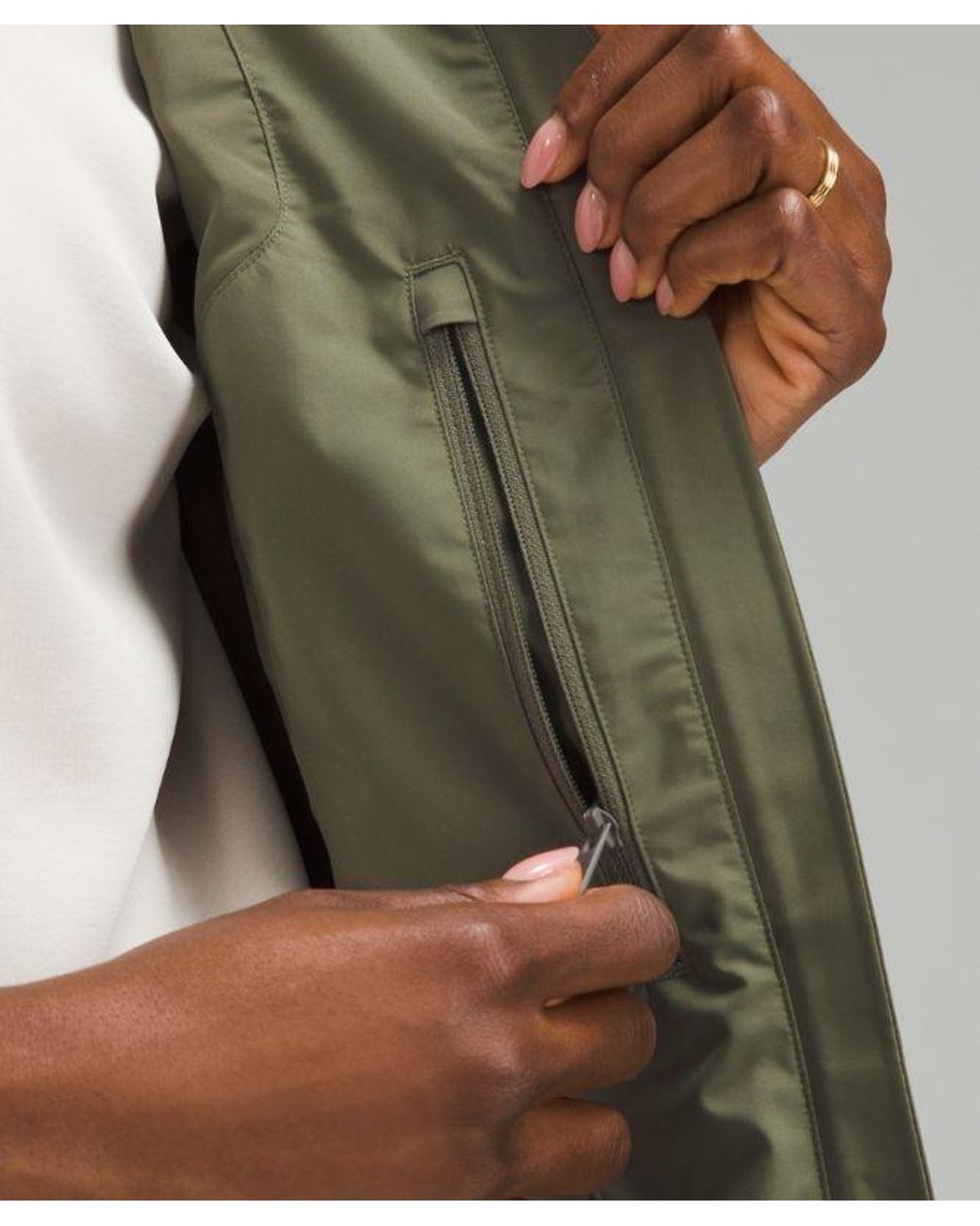 lululemon athletica Green Rain Rebel Jacket