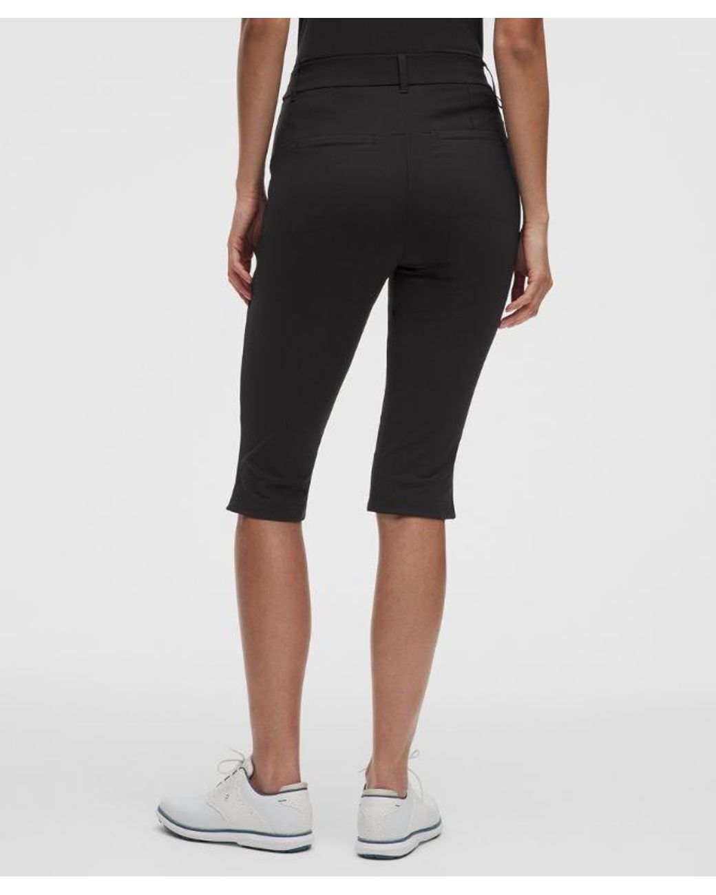 lululemon athletica Black – High-Rise Golf Pull-On Cropped Pants – 16" – – Size Medium
