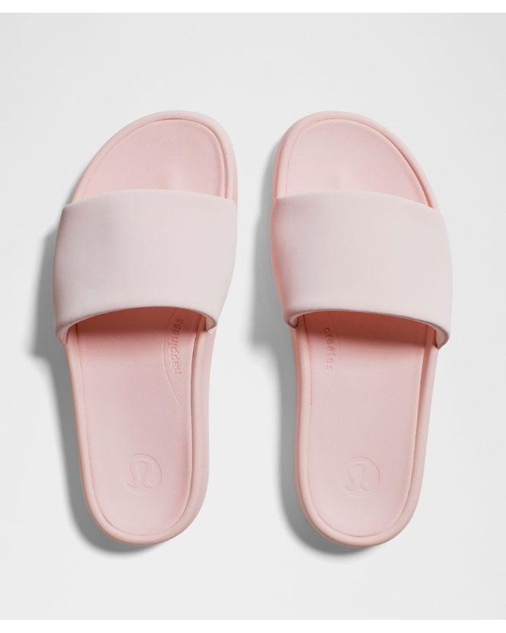 lululemon athletica Brown – Restfeel Slides – –