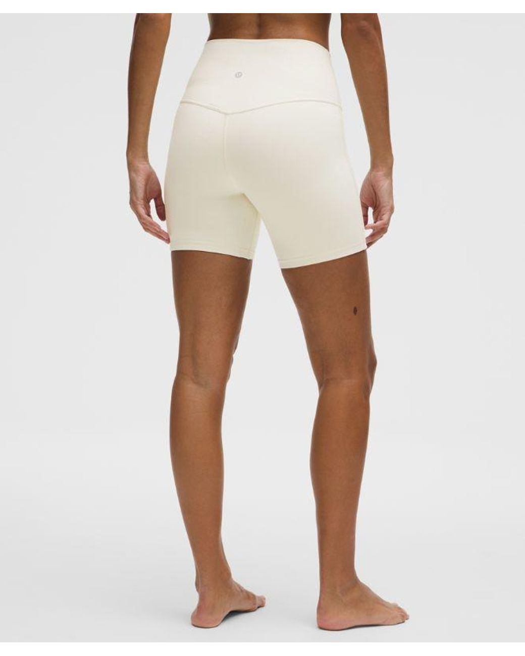 lululemon athletica White – Align High-Rise Shorts – 6" – – Size 4