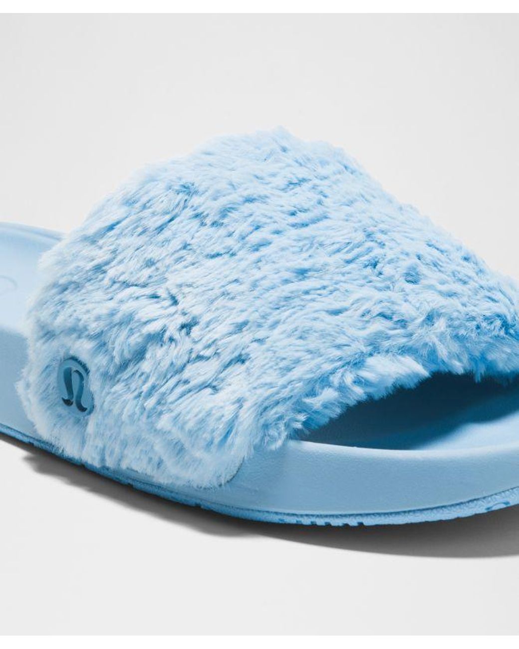 lululemon athletica Blue – Restfeel Faux Fur Slides – – Size 14