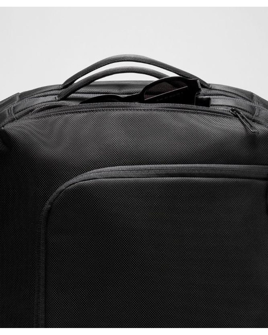 lululemon athletica Black – Cruiser Travel Backpack 35L –