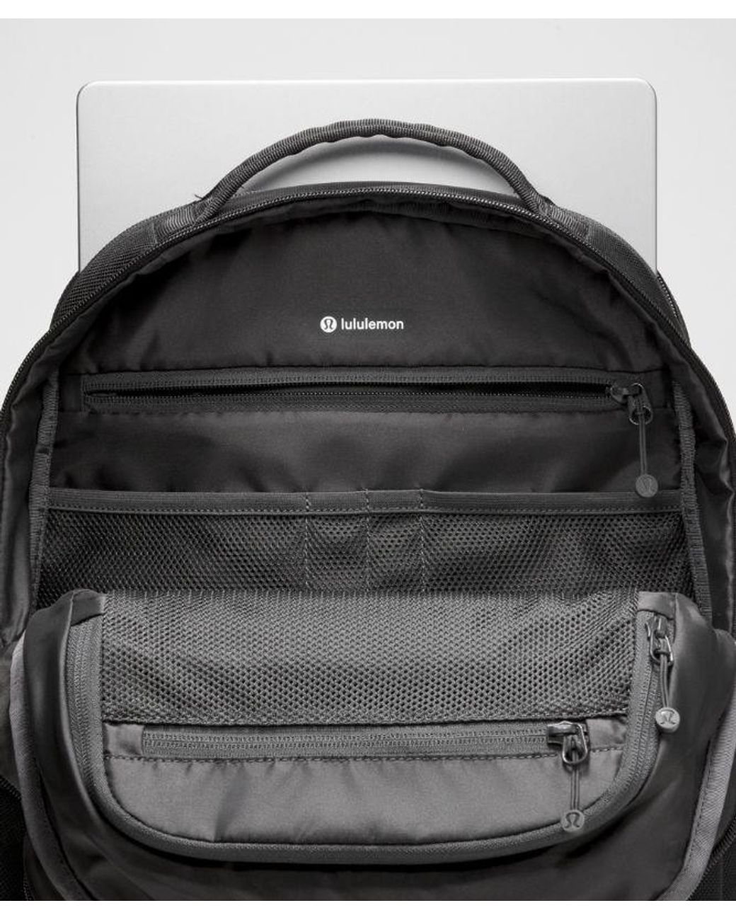 lululemon athletica Black – Cruiser Backpack 26L –