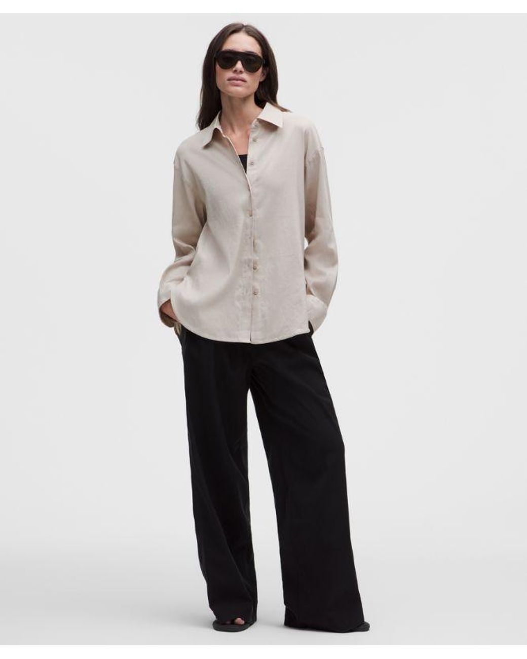 lululemon athletica Gray – Lululinen Relaxed-Fit Long-Sleeve Button Up – Color Khaki – Size Large
