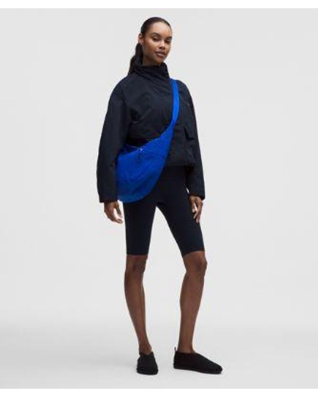 lululemon athletica Blue – Large Slouchy Sling Bag 13L –