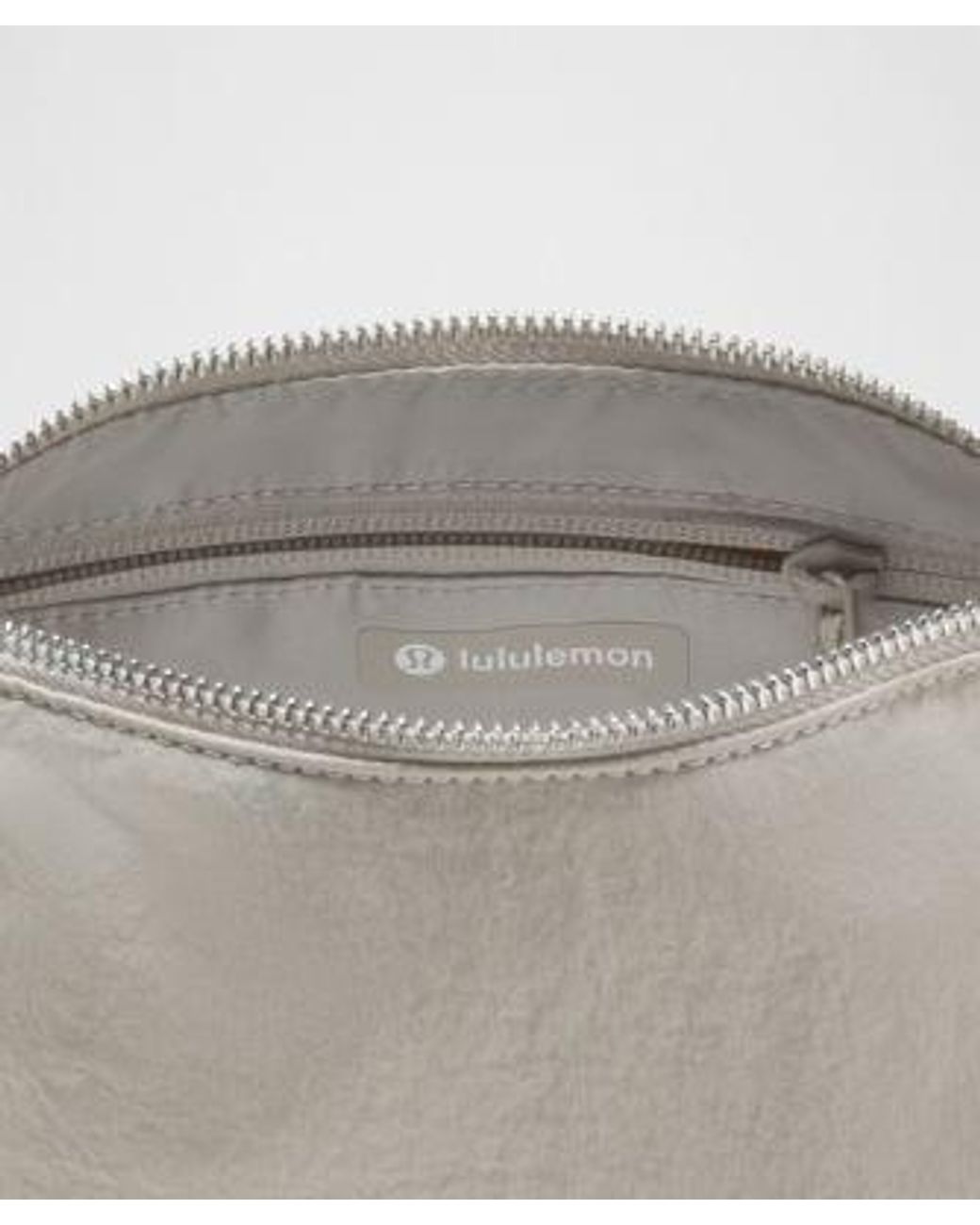 lululemon athletica Gray – Ruched Shoulder Bag Mini 1.5L –