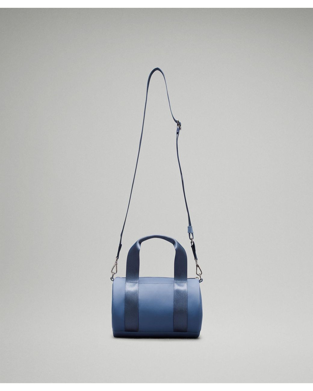 【lululemon】撥水 Knit Nylon Mini Barrel 5L ダッフルバッグ Knit Nylon Mini Barrel Duffle Bag 5L | Bags | Lululemon EU
