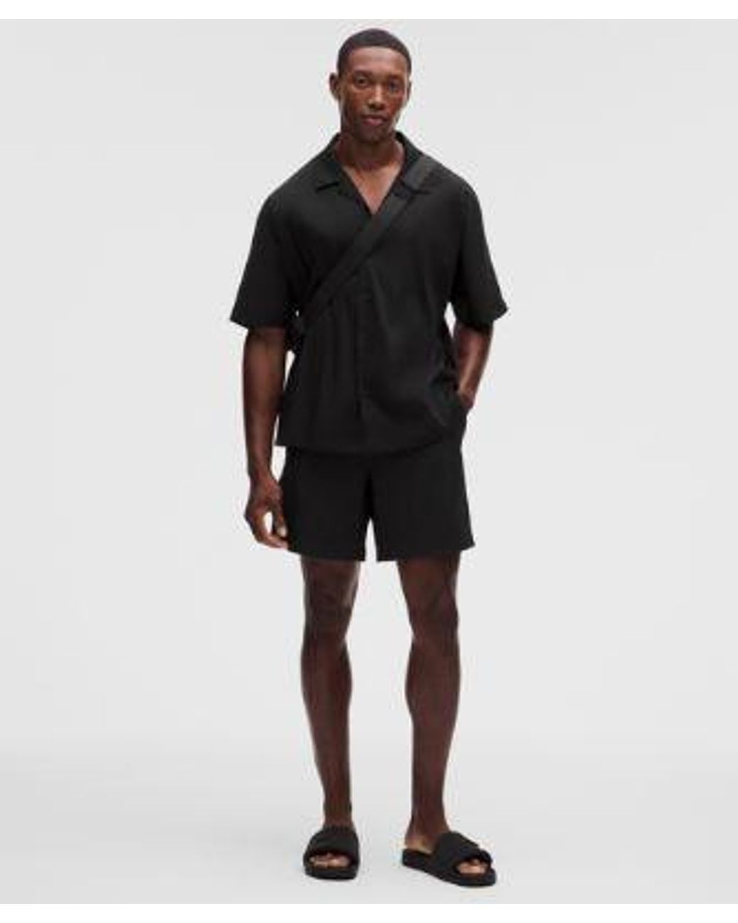 lululemon athletica Black – Crinkle Nylon Swim Shorts Linerless – 7" – – Size Large for men