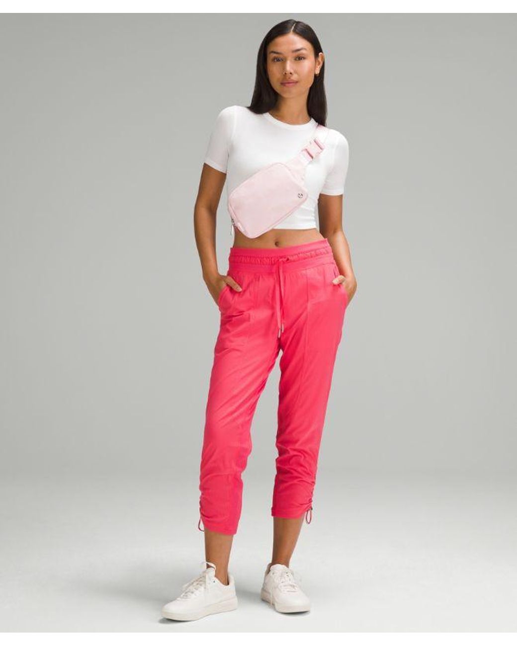 lululemon athletica Pink – Everywhere Belt Bag Large 2L –