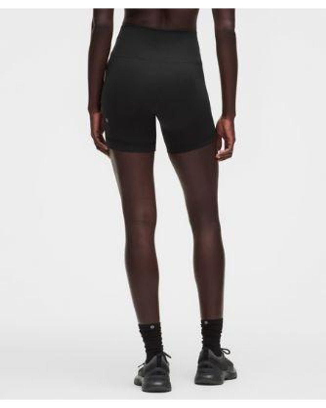 lululemon athletica Gray – Wunder Train No Line High-Rise Shorts – 6" – – Size 4