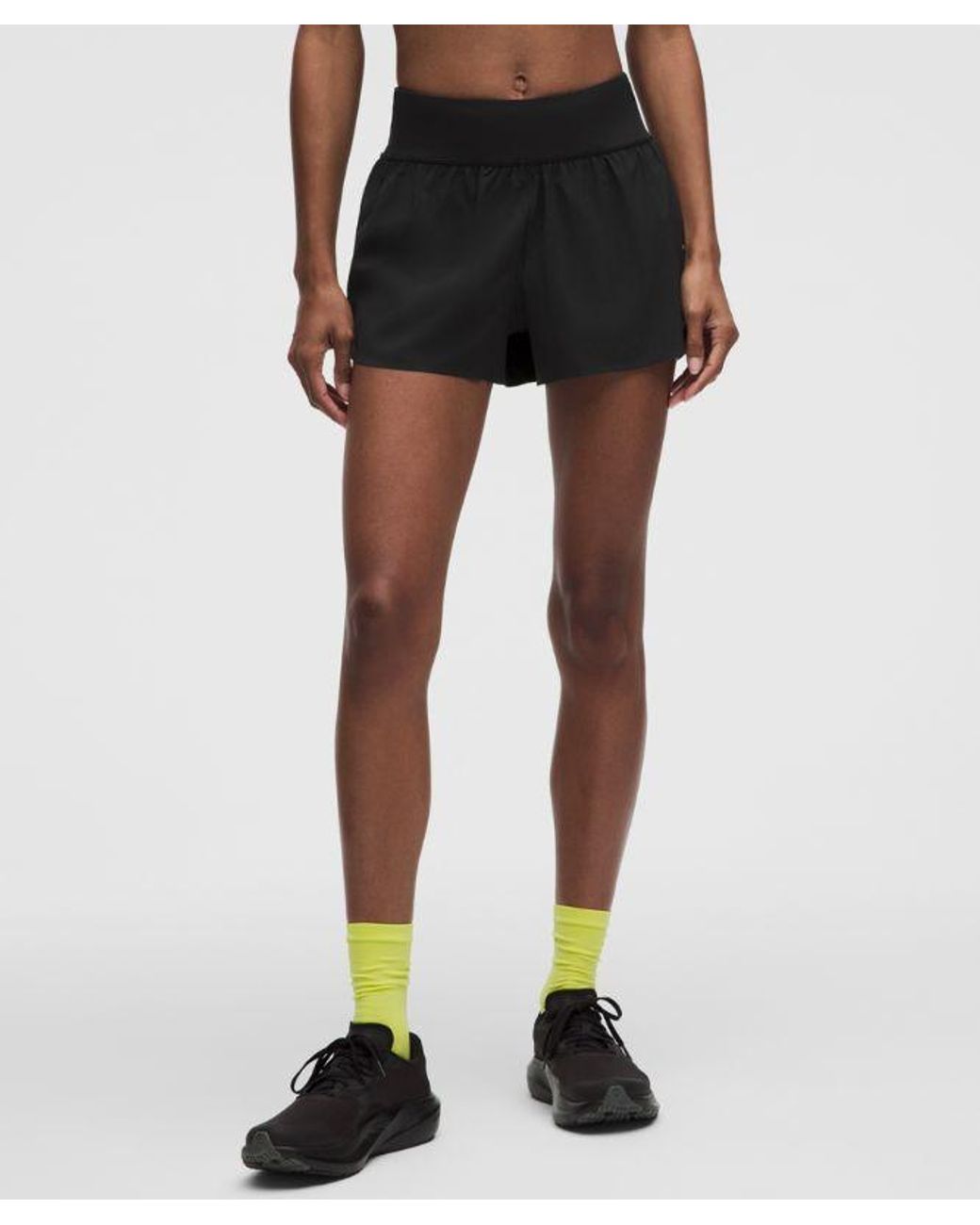 lululemon athletica Black – Fast And Free Mid-Rise Split Shorts Design – 3" – – Size Large