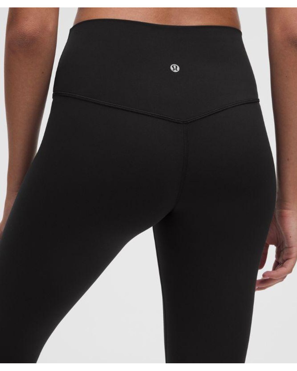 lululemon athletica Black – Align No Line High-Rise Pants – 25" – – Size 4