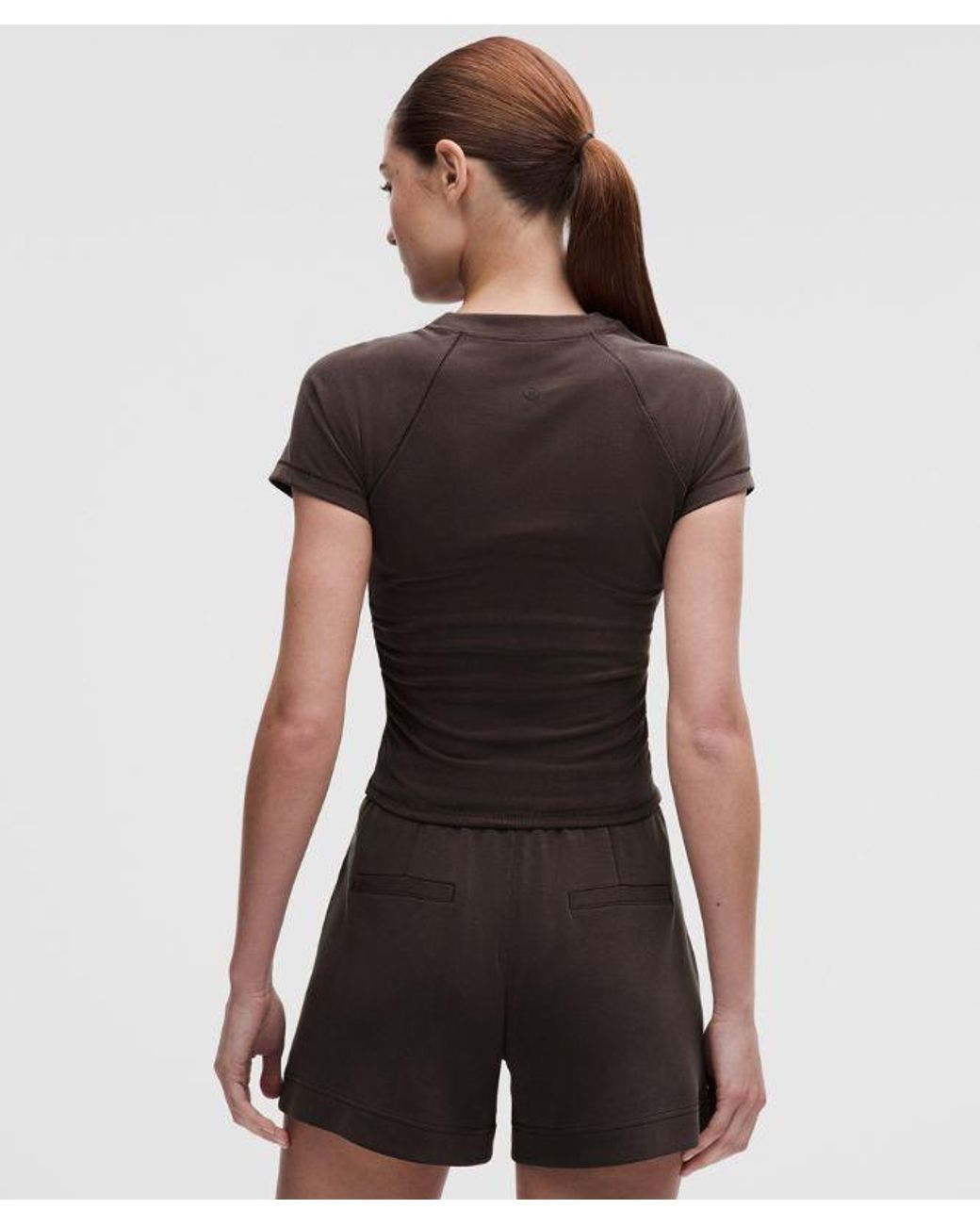 lululemon athletica Brown – Micro-Rib Drapey Softstreme Baby Tee – – Size Medium