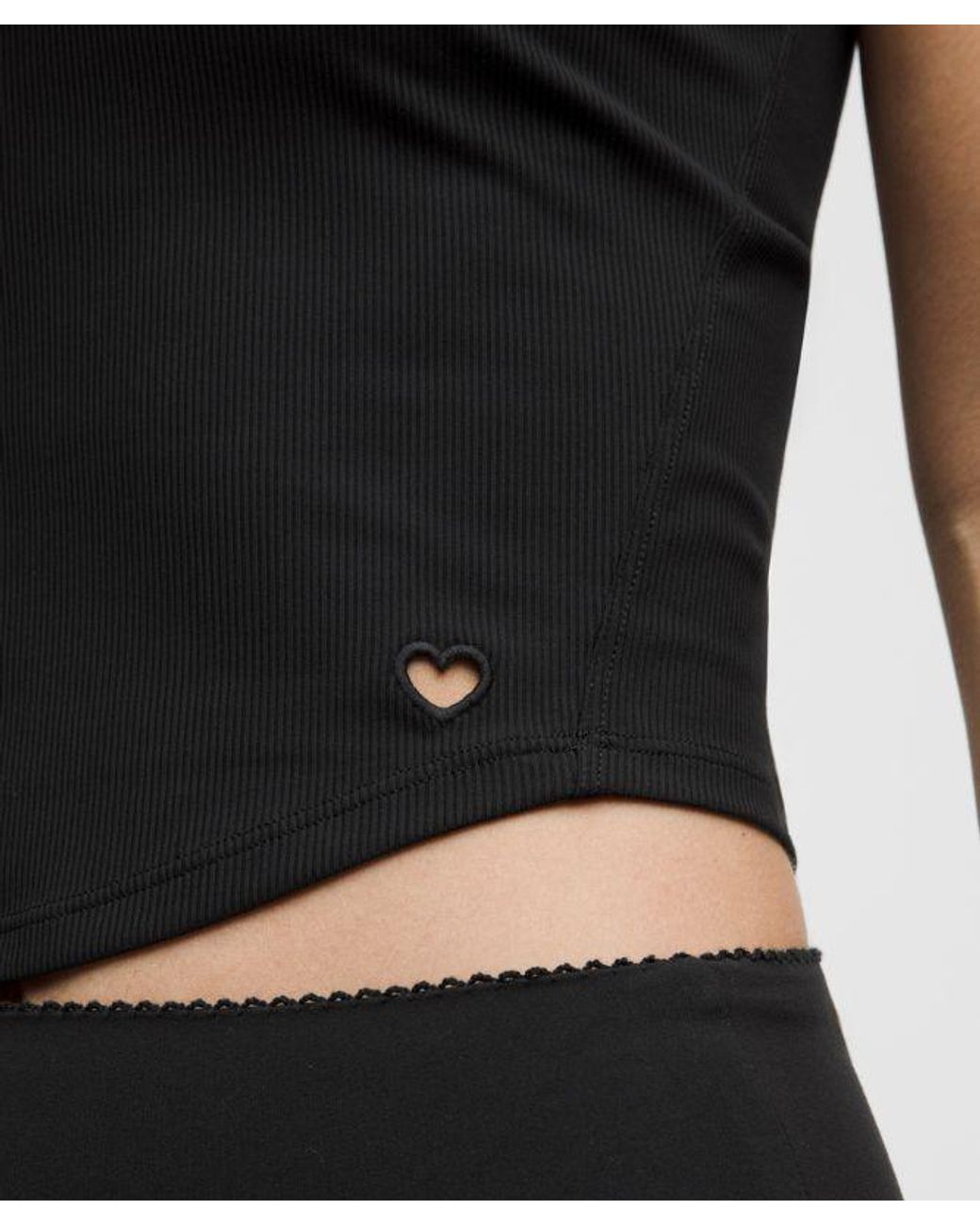 lululemon athletica Black – Nulu Ribbed Cropped Tank Top Heart – – Size Medium