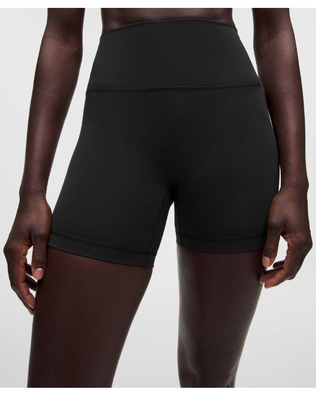 lululemon athletica Gray – Wunder Train No Line High-Rise Shorts – 6" – – Size 4