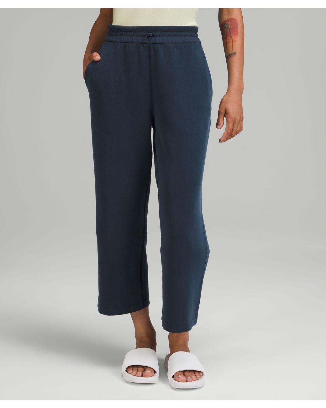 lululemon athletica Softstreme High-rise Straight-leg Cropped Pants - Color  Blue - Size 4